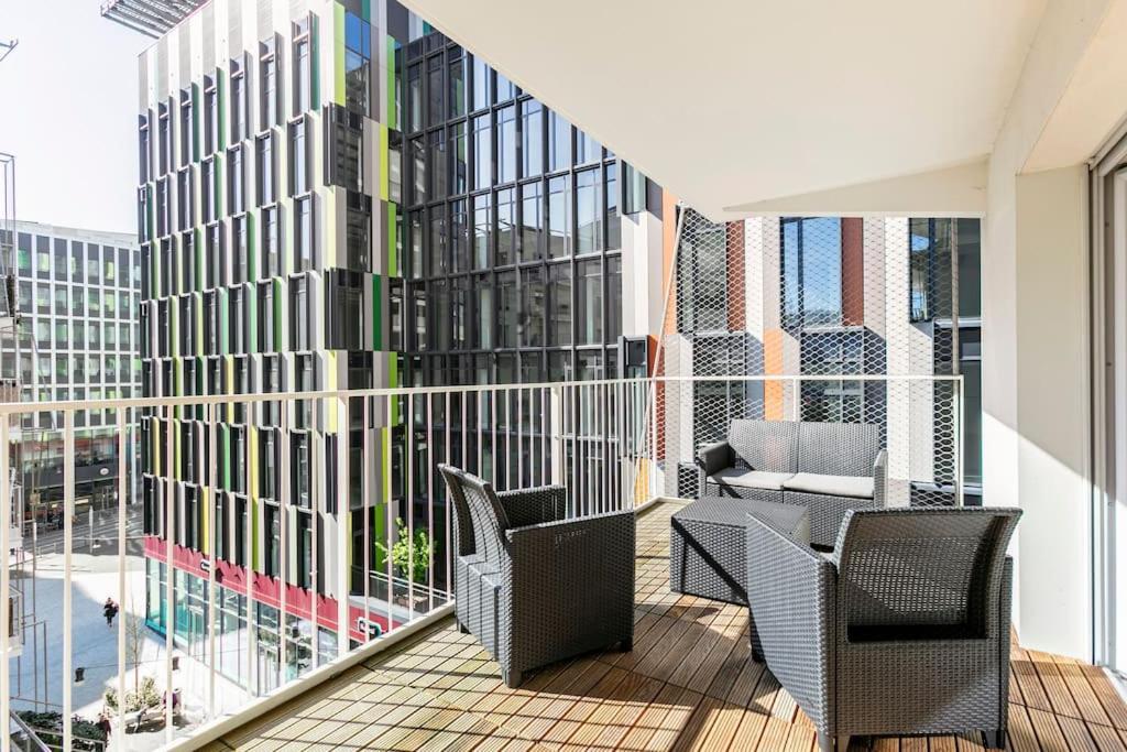 Grand Appartement , Paris La Defense Arena, 50 Metres De La Gare, 15 Min Champs Elysees 楠泰尔 外观 照片